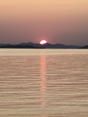 2025-11/img-20250607-203338